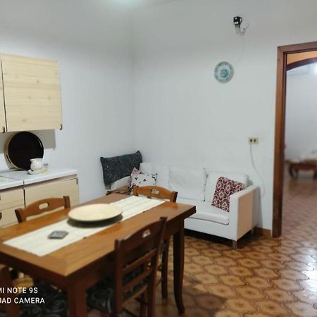 Casada Spazioso E Luminoso Appartamento Tricase Exterior foto